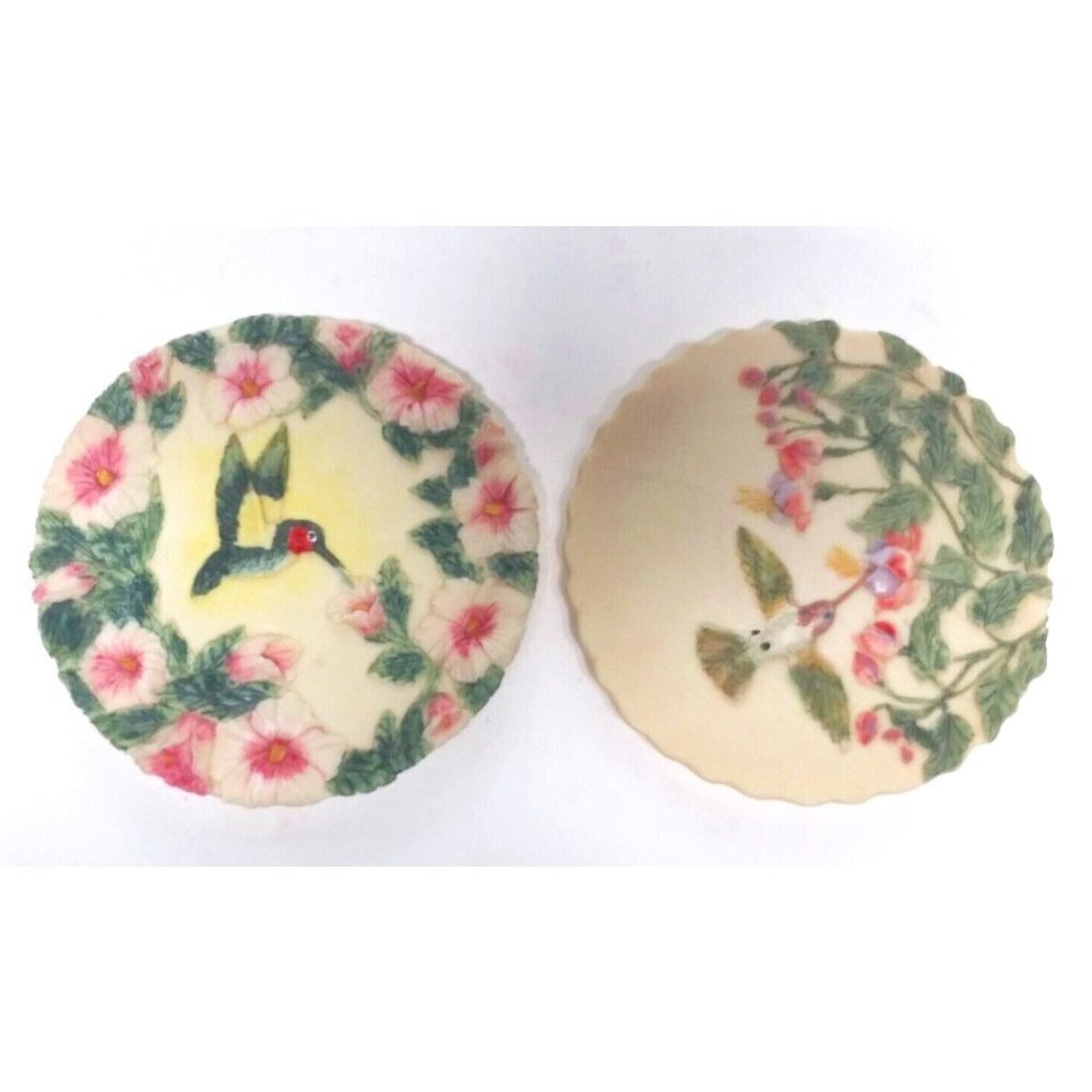 Hummingbird Plates 2 decorative Collector VTG 1997 Popular Imports 3D EUC